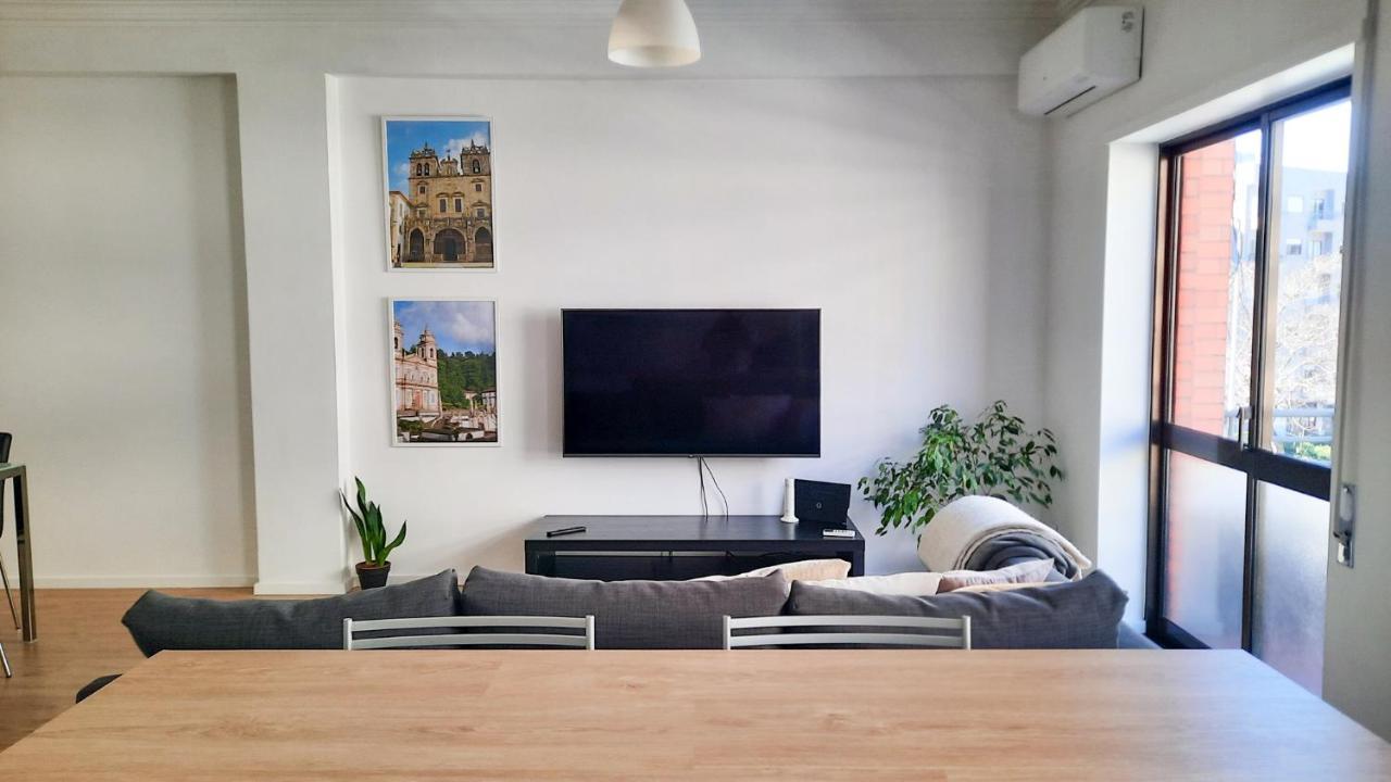 Lovely 2-Bedroom Apartment - Near Braga City Center! Экстерьер фото